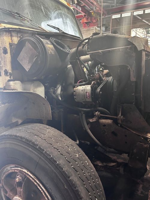 Salvage 1990 Freightliner Dump Bed (790012) - Image 9